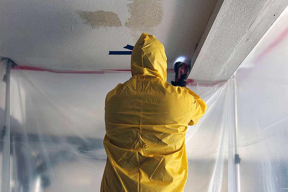 Inland Water Damage providing homeowner with mold mitigation near Redlands CA.